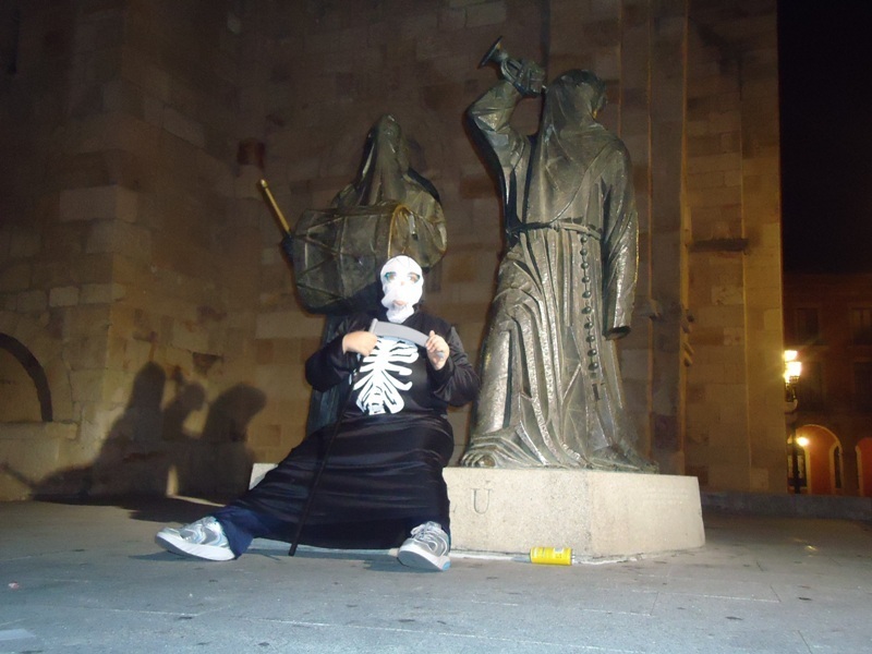 La muerte, junto al Merlú