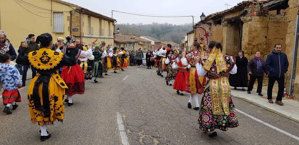 venialbo_baile_del_niño_4.jpg