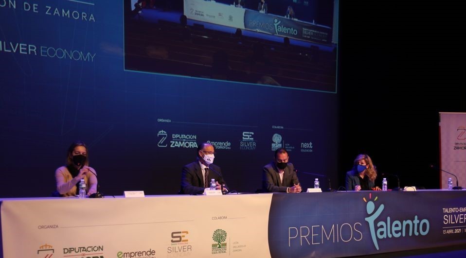 Representantes institucionales en los Premios Talento-Emprende