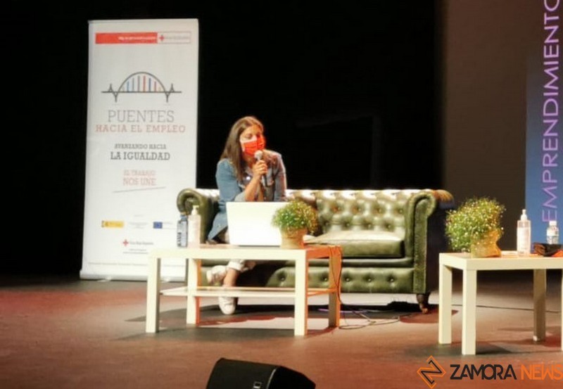 Jornada Emprendimiento Femenino de Cruz Roja