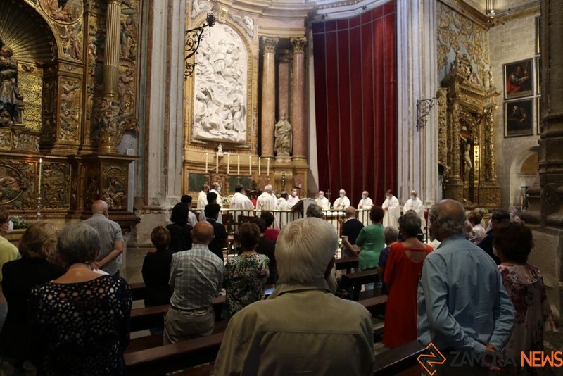 Misa en la catedral por el Día de los Abuelos