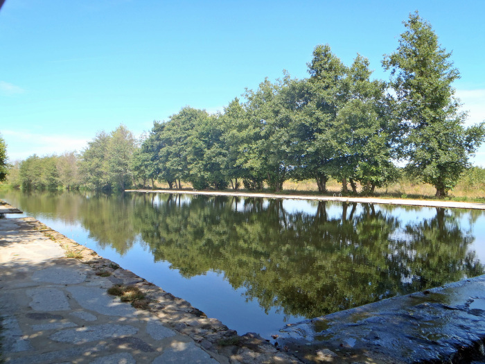 Piscina natural Santa Croya de Tera | FOTO: Crónicas de una viajera