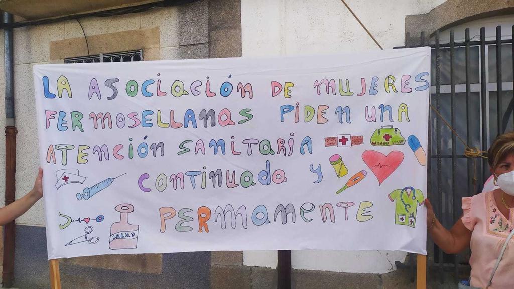 Imagen protesta sanidad Bermillo. Fotografía: Plataforma en defensa de la sanidad