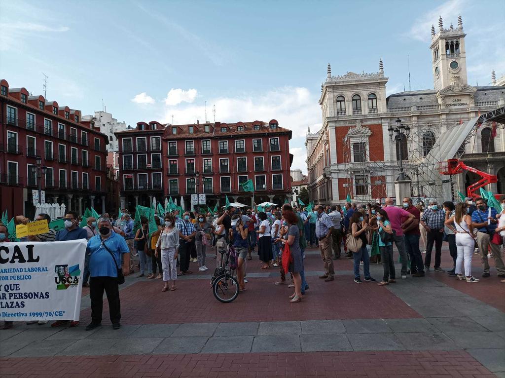 Manifestación de empleados públicos temporales en Valladolid