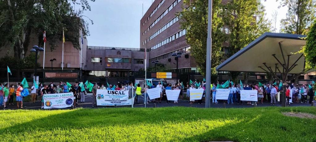 Manifestación de empleados públicos temporales en Valladolid