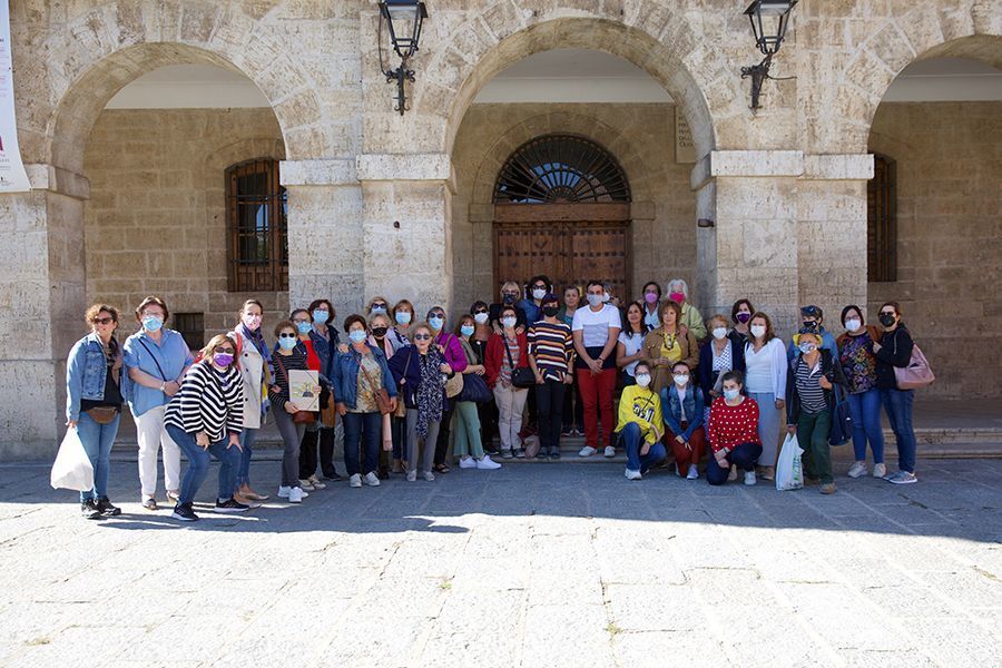 Participantes en las jornadas “Soberanía alimentaria: un modelo feminista sobre nuestra manera de producir y acceder a los alimentos”