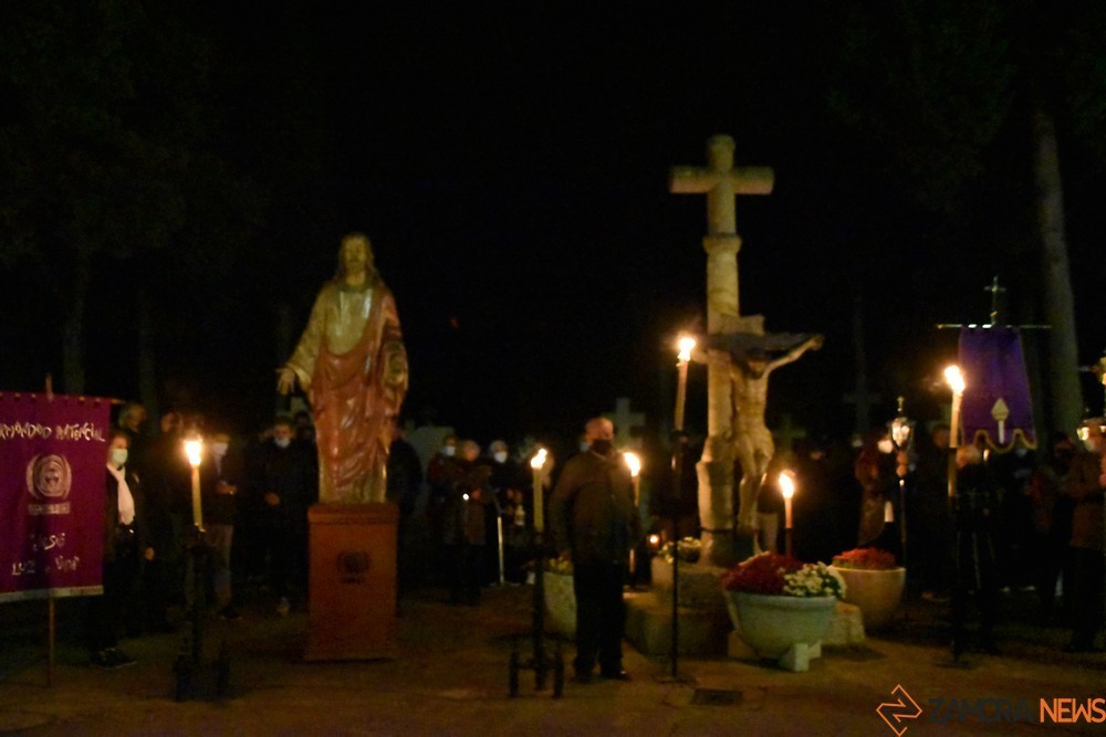 fieles difuntos y ánimas (68)