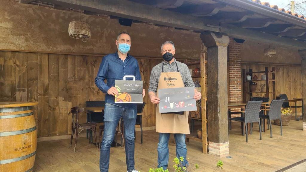 Reparto de salvamanteles dentro del programa “A Mesa Puesta con los Alimentos de Zamora”