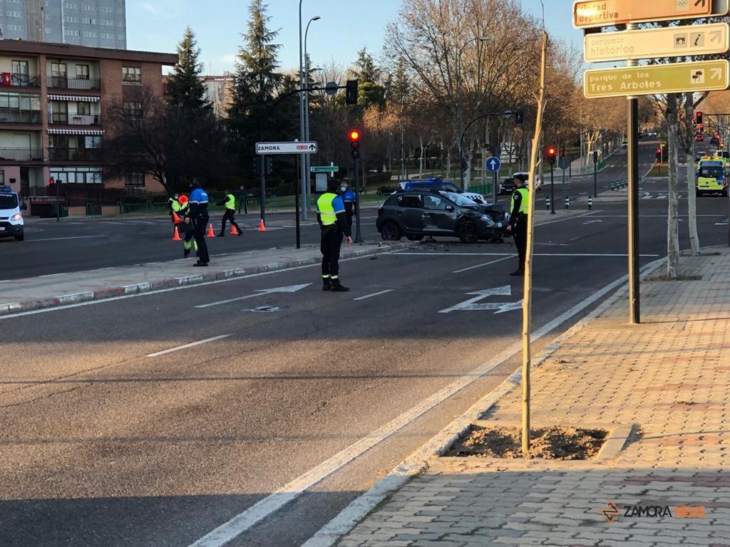 Accidente en la N-630 a su entrada a la capital