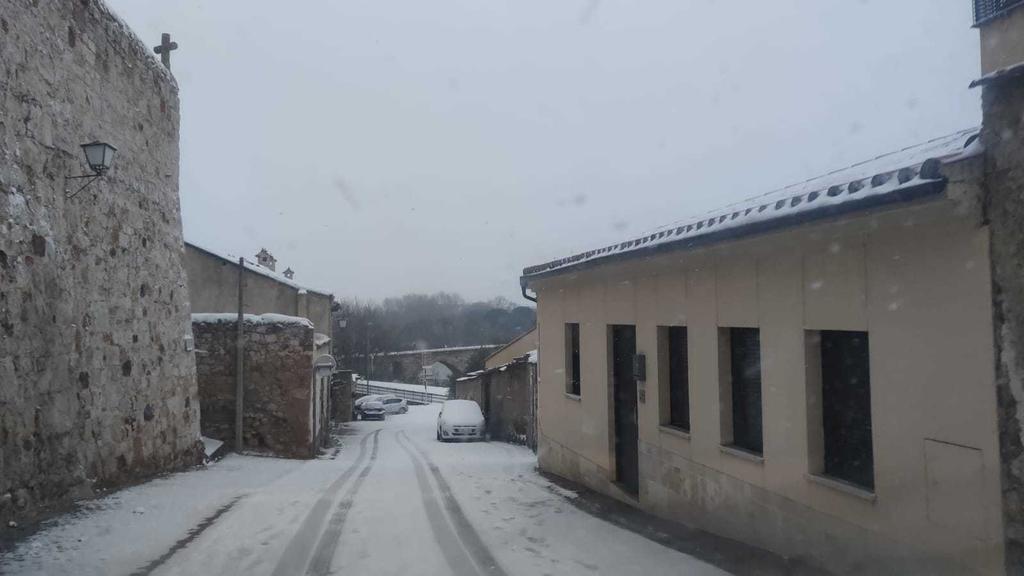 4ddeede8-0307-42e3-b0e1-4ed282bd791d