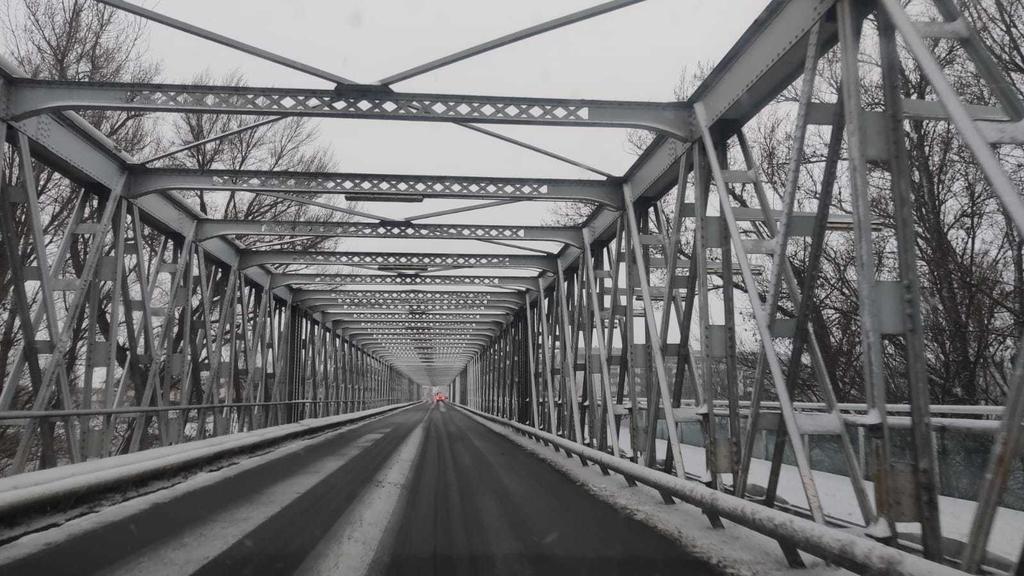 ecdb5e93-7d6a-4df0-8cbb-c24fa01dfa06