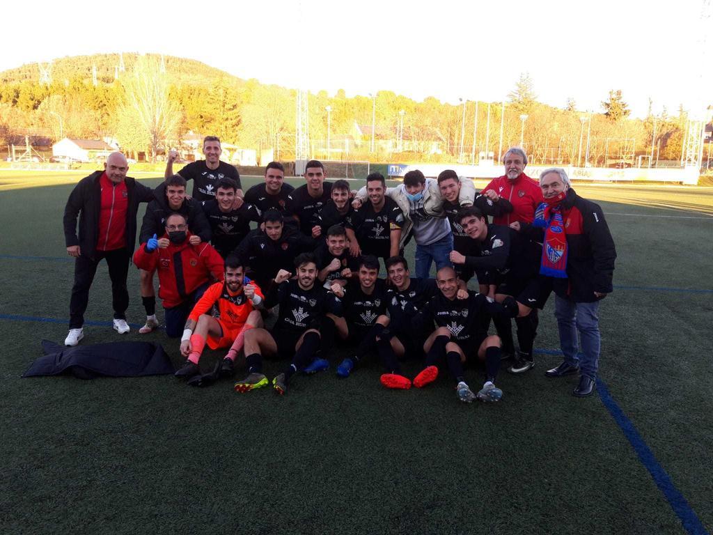 CD Benavente tras la victoria.