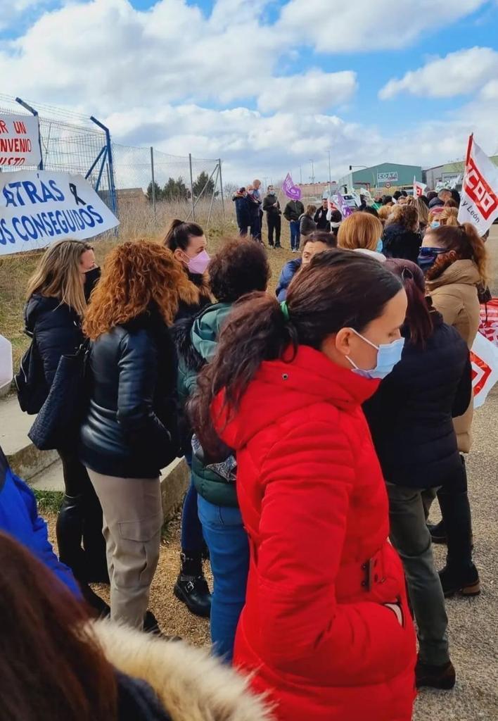Protesta de los trabajadores de la planta de Siro en Toro