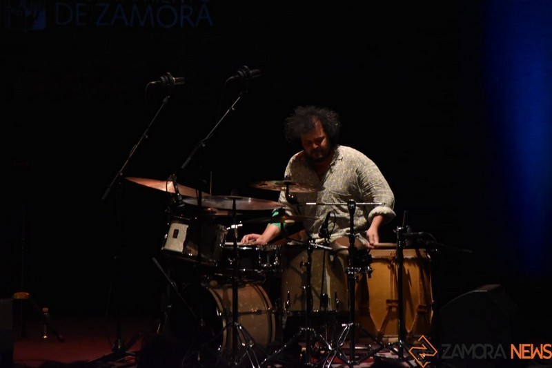 Primitive Grooves + Paxariño