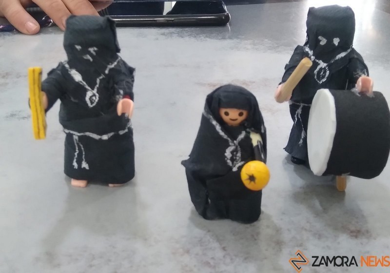 Cofrades de playmobil de Asier