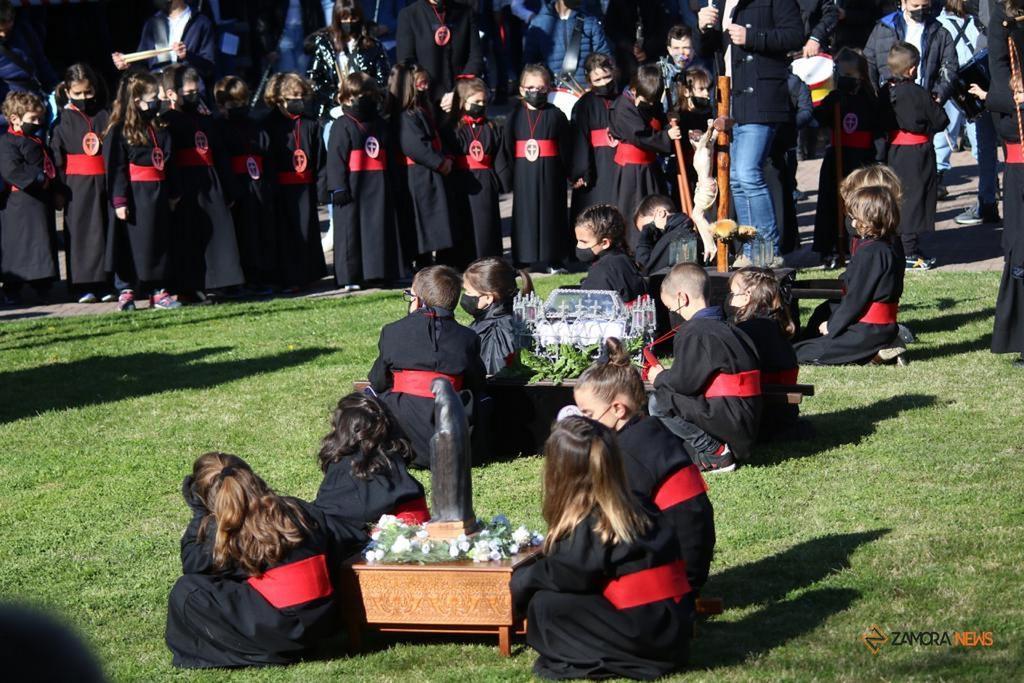 Procesión alumnos Corazón de María (4)
