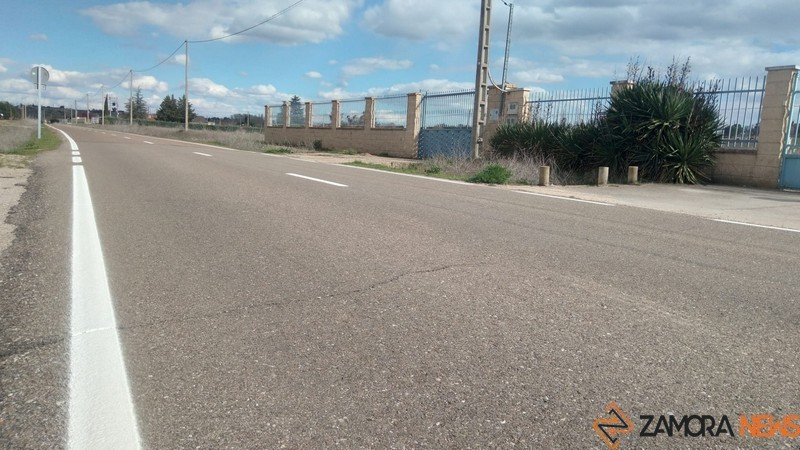 Repintado en la carretera de Carrascal