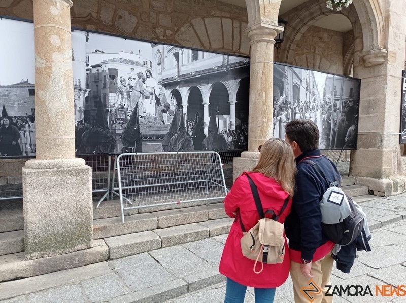 Fotografías de Semana Santa en la Plaza Mayor
