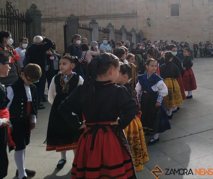 Los pequeños bailarines de Doña Urraca