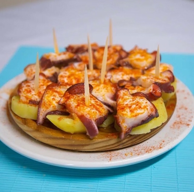 Tapa del nuevo bar-restaurante "Argusino is back"