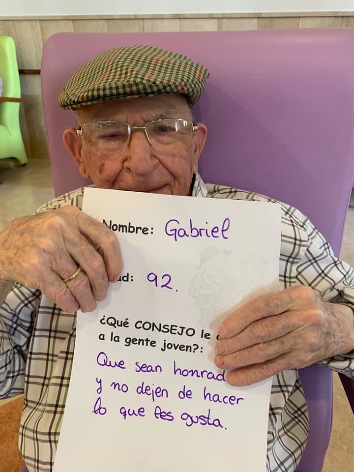 Mensaje abuelos Nebrija