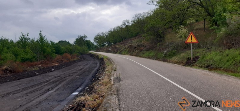 Obras en la carretera que une Trabazos y Nuez de Aliste