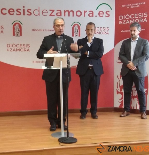 El obispo de Zamora en rueda de prensa