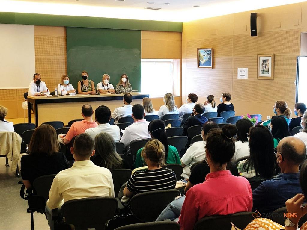 Recibimiento nuevos MIR en el Complejo Asistencial de Zamora