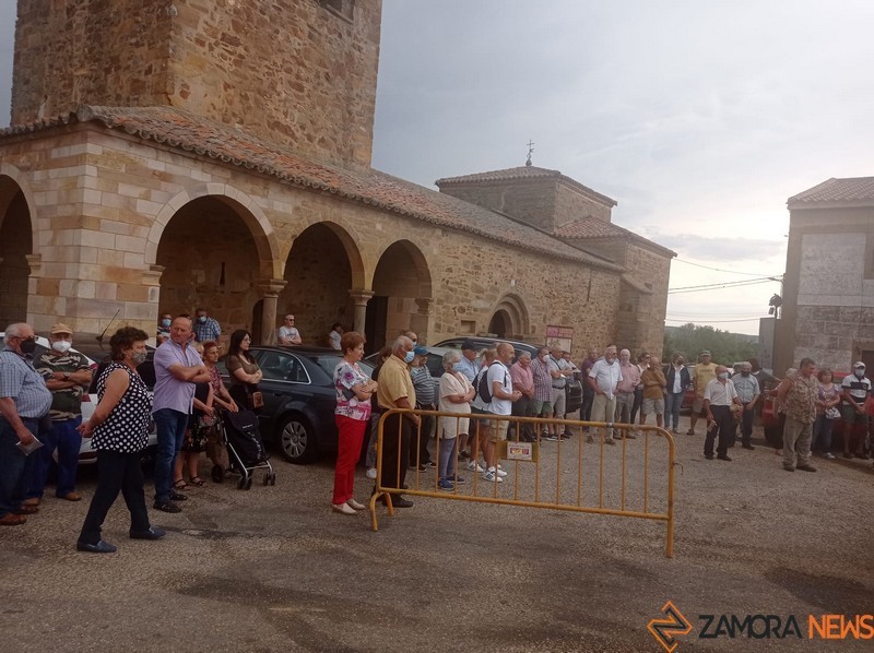 Concentración sanitaria en la Torre de Tábara