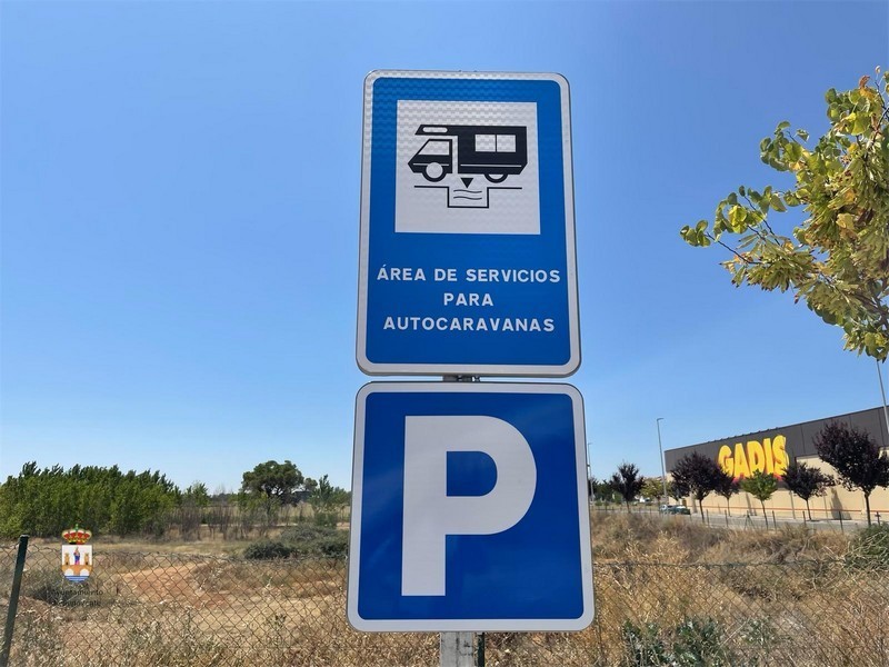 Señal del parking de autocaravanas