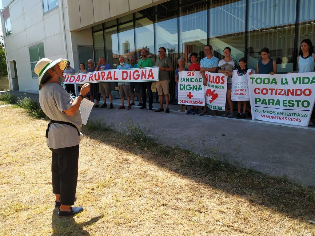 48 protesta sanitaria en Bermillo de Sayago