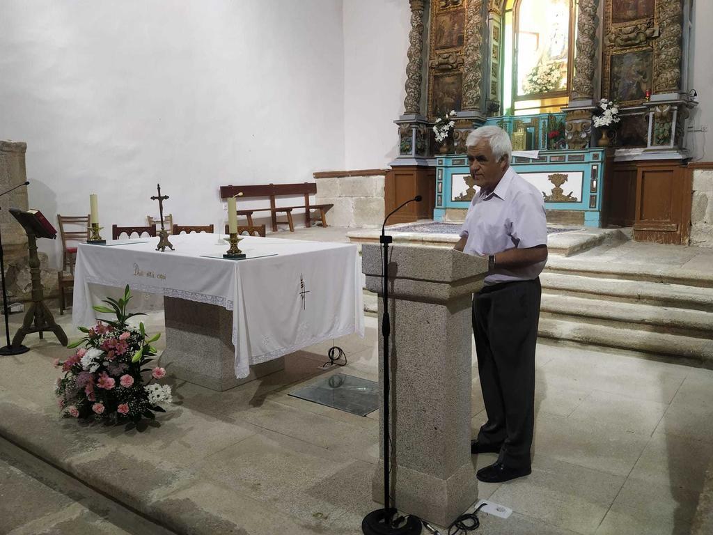 Jesús Villar durante su intervención en la ermita de Gracia tras ser nombrado "Sayagués Ilustre". Fotografía: CEDIDA