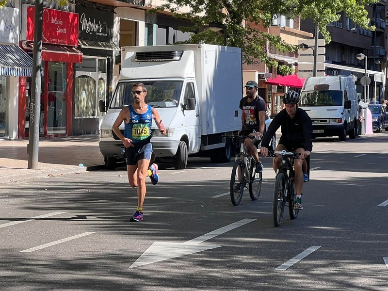 Corredores en la Media Maratón de Zamora. Foto Raúl Vara/Facebook