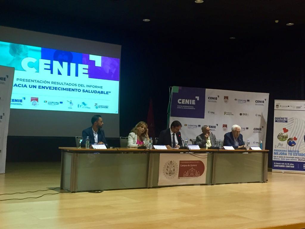 Presentación resultados programa implementación de un sistema para la
promoción del envejecimiento saludable en
población de personas mayores de 65 años