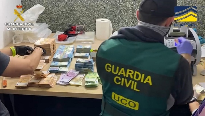 Blanqueo de dinero. Fotografía: GC