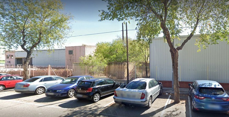 Exterior de la fábrica en Tordesillas. Foto Google