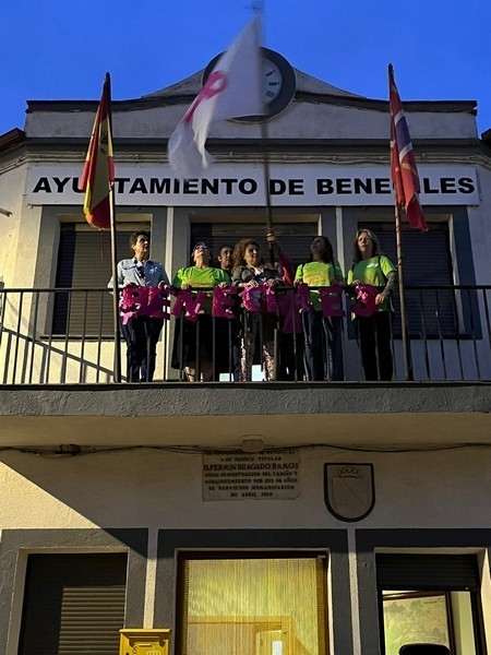 El Ayuntamiento de Benegiles celebra el Día Mundial del Cáncer de Mama