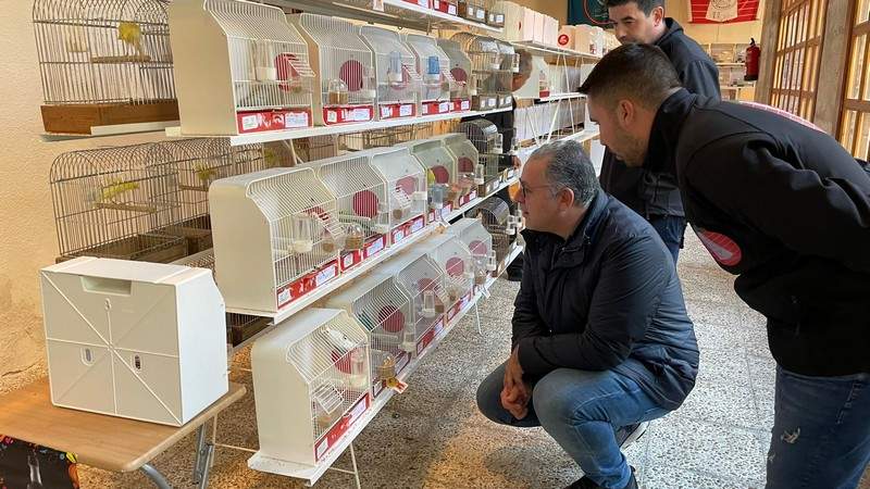 Jesús María Prada en la muestra ornitológica