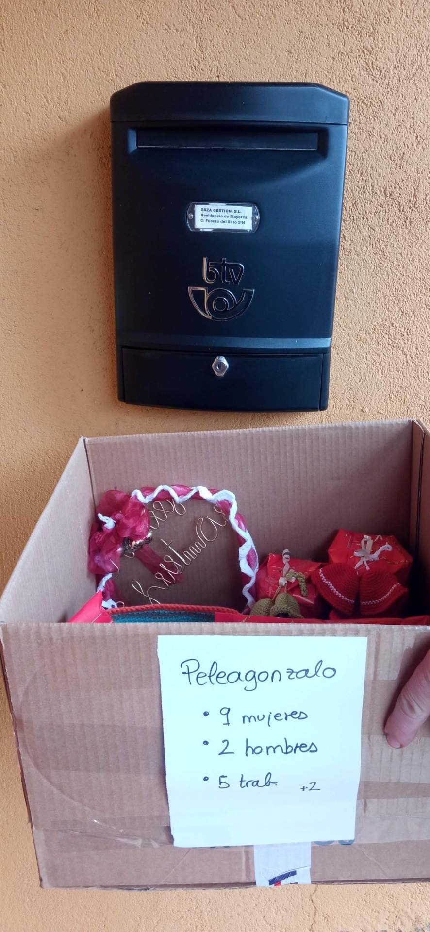 Entrega de artículos de Teje por ellos