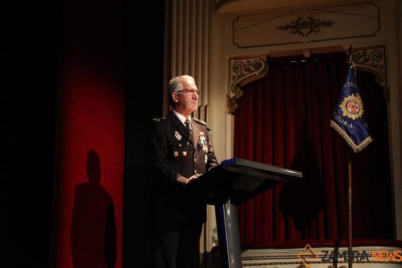 Homenaje Policía Nacional (1)
