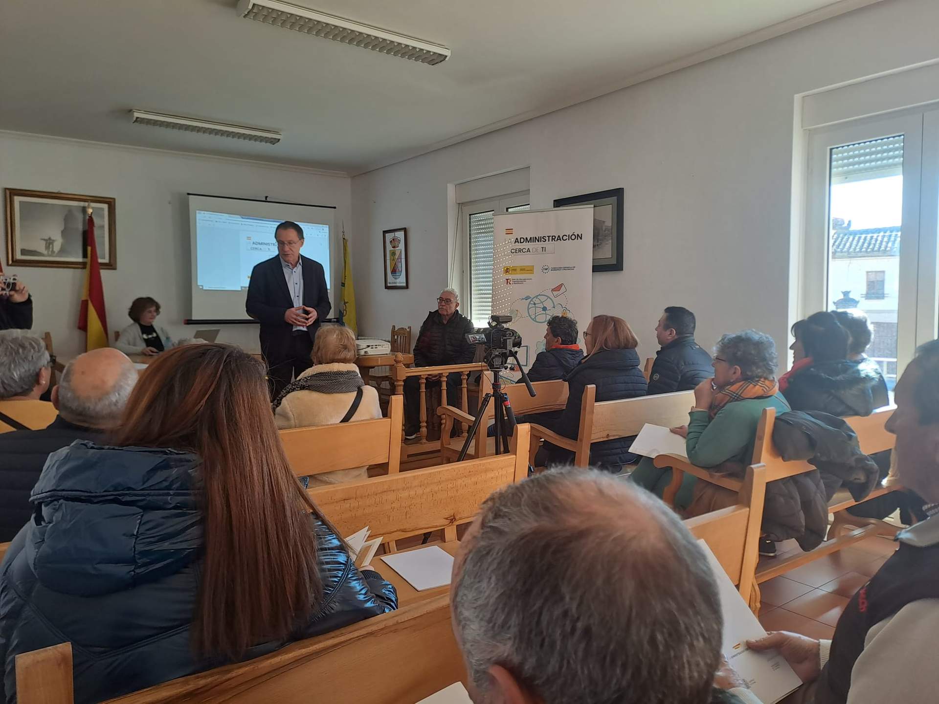 El servicio 'La Administración cerca de ti' llega a Santa Cristina de la Polvorosa