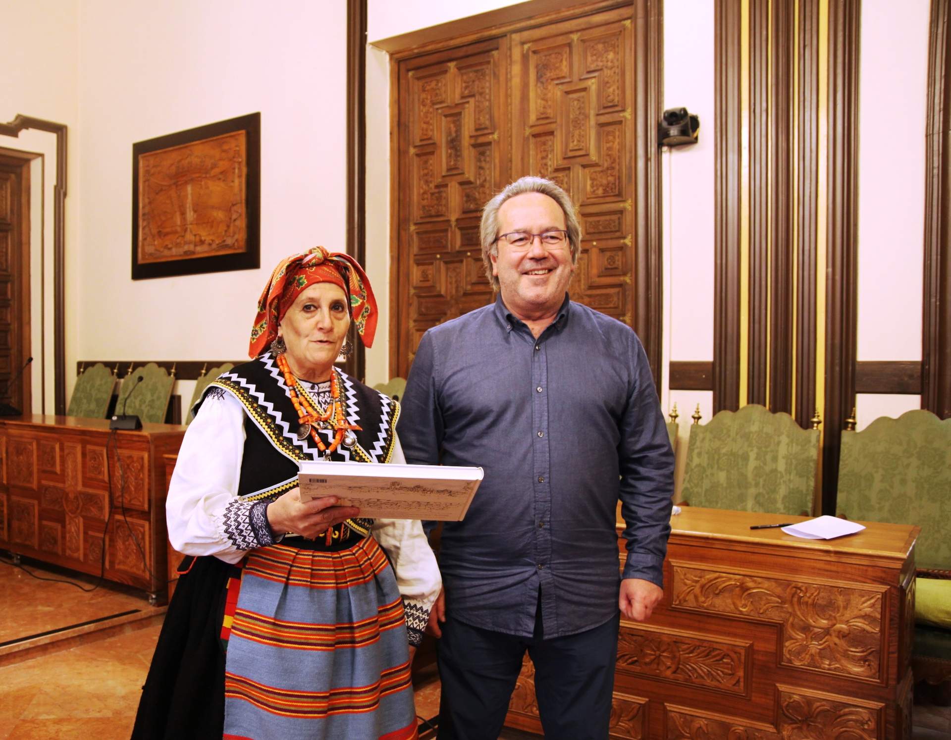 Águedas de San José Obrero en el Ayuntamiento de Zamora con el alcalde de Francisco Guarido