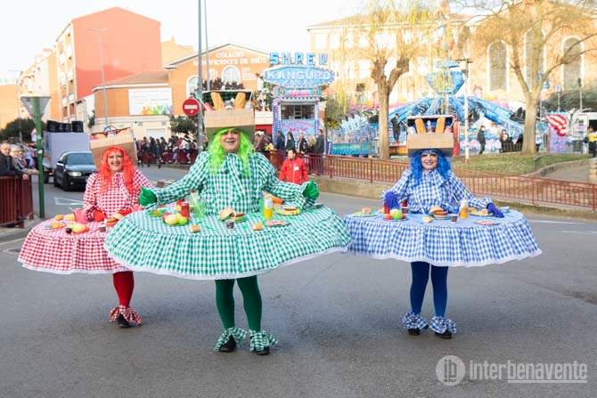 Desfile Benavente 2 vía Interbenavente.es