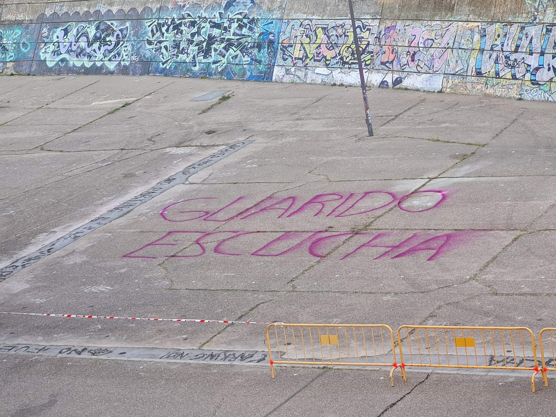 Pintada en las obras del nuevo parking de La Vaguada