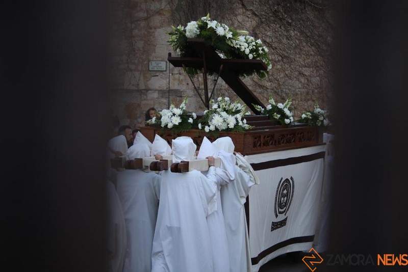 Procesión de Luz y Vida (14)