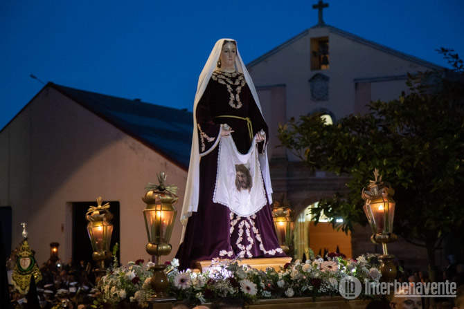 Procesión de las Tinieblas vía Interbenavente.es