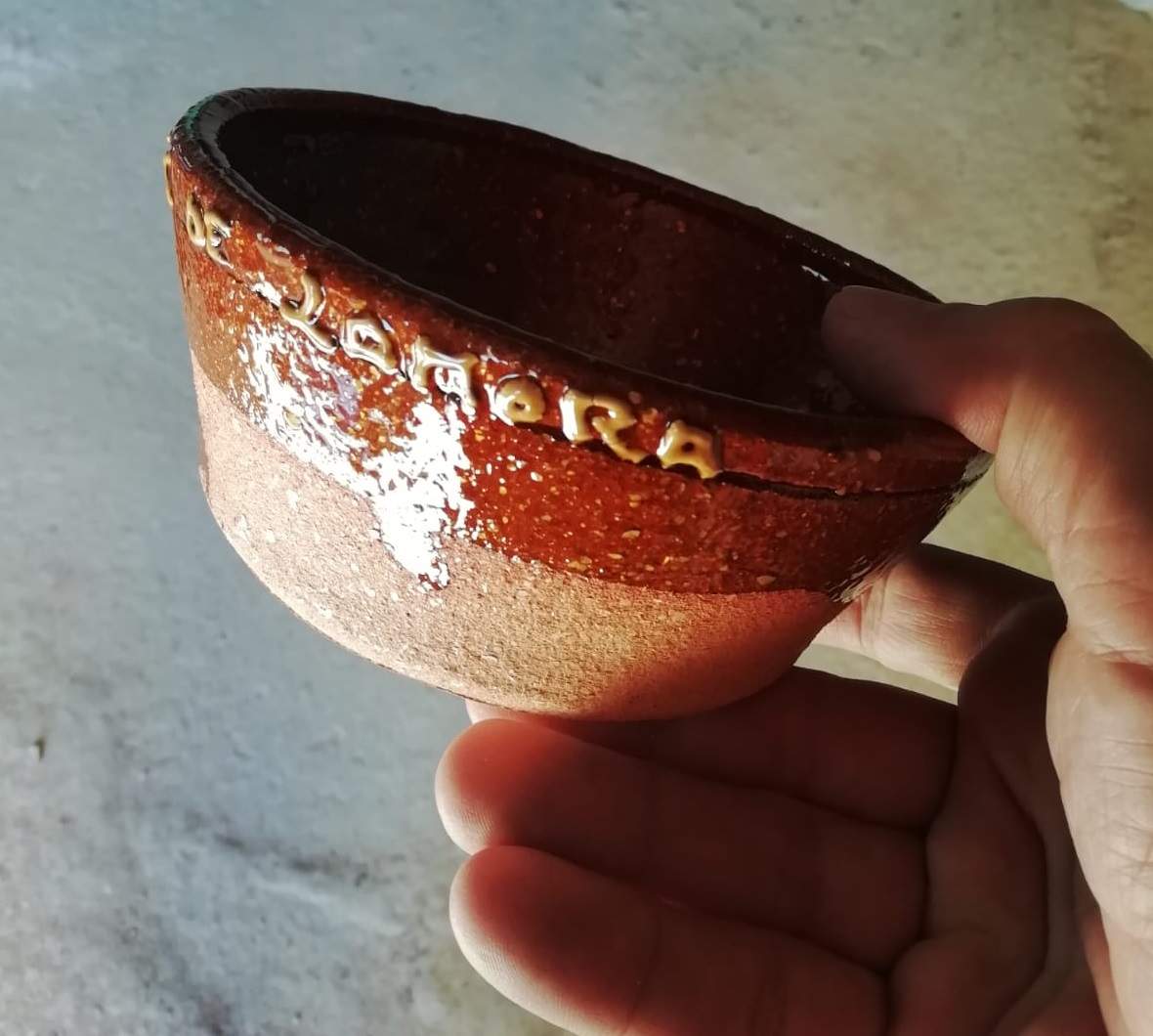 Cazuelas realizadas para el proyecto sopas de ajo solidarias. Fotografía: José Luis Redondo Alfarería