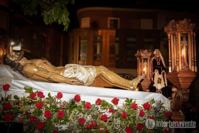 Santo Entierro 1 vía Interbenavente.es