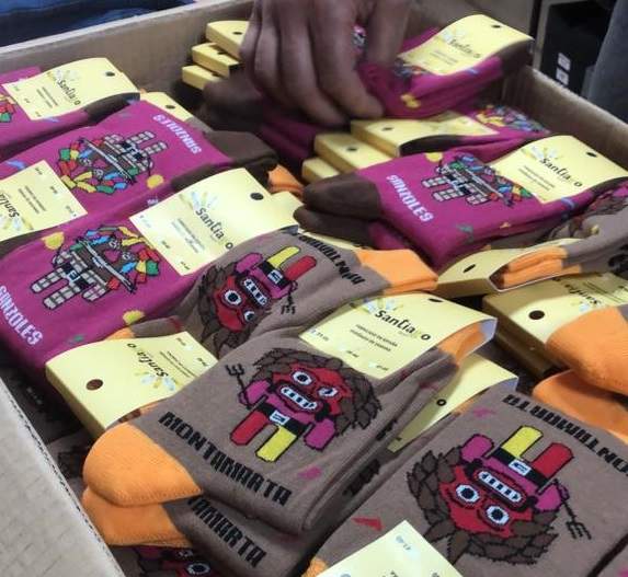 Calcetines personalizados con las mascaradas de Zamora por Santiago Textil