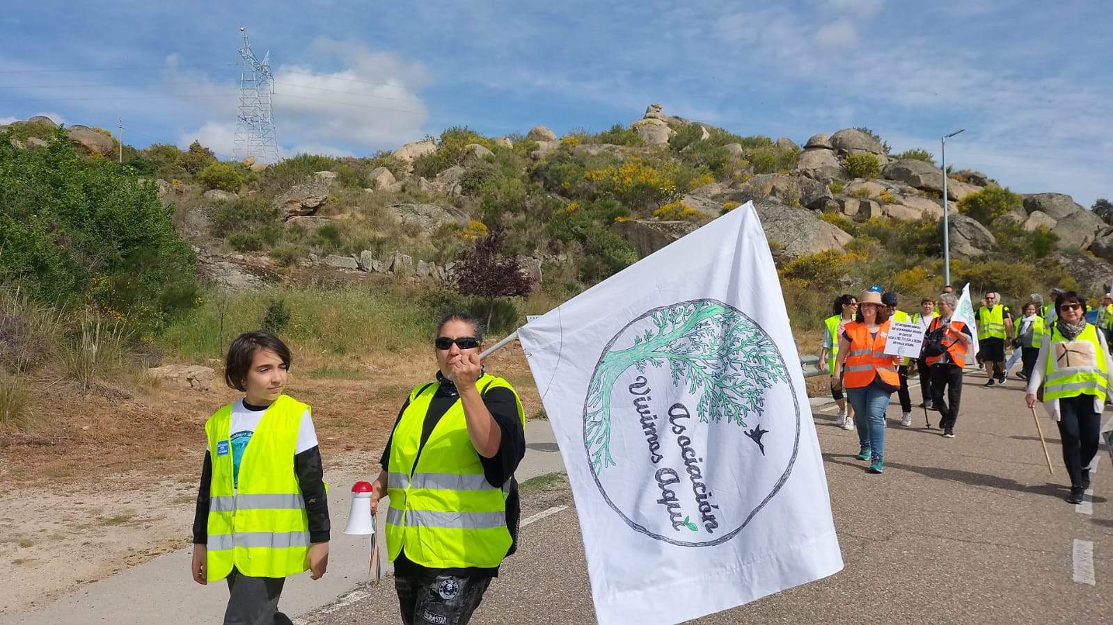 Los vecinos de Ricobayo de Alba, Cerezal de Aliste, Villaflor y Muelas del Pan protestan por los nuevos proyectos de renovables que pretenden instalarse en la zona. Fotografía: CEDIDA